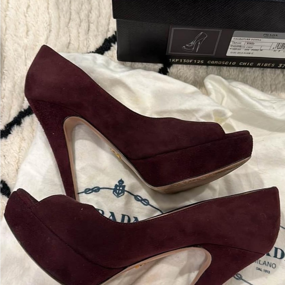 Authentic Prada maroon suede platform pumps 37.5 - Picture 10 of 10